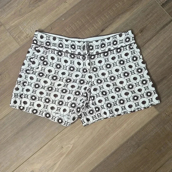 Liquid modern women's shorts - Picture 6 of 11